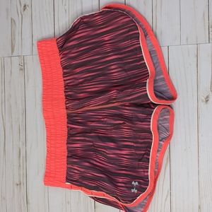 Women's Under Armour Semi Fitted Heatgear Athletic Shorts Size M